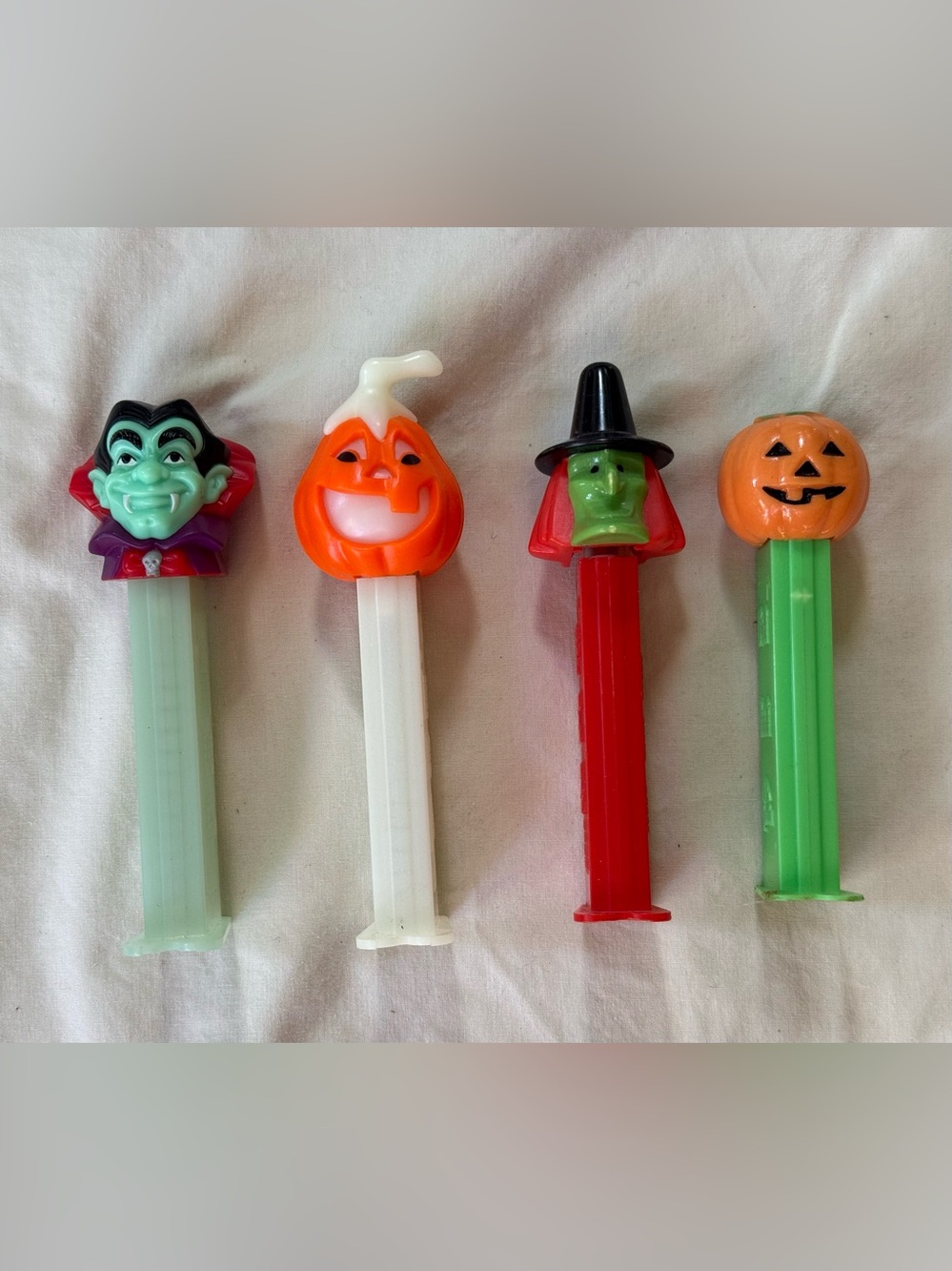 4 Halloween PEZ Dispensers: Vampire, Pumpkin, Witch, Jack-O-Lantern (80’-90’s)